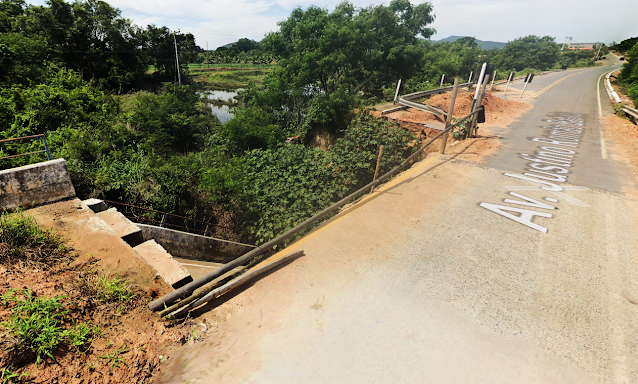 Ponte-sobre-o-Rio-Serra-Branca-Pai-Pedro-MG Ponte sobre o Rio Serra Branca, Pai Pedro (MG)
